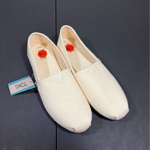 Tom’s Women’s Belmont Natural Canvas Slip On